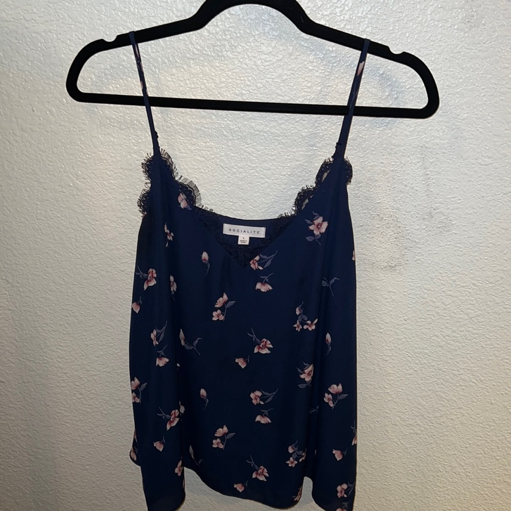 Socialite Blouse. Never worn. Great condition.